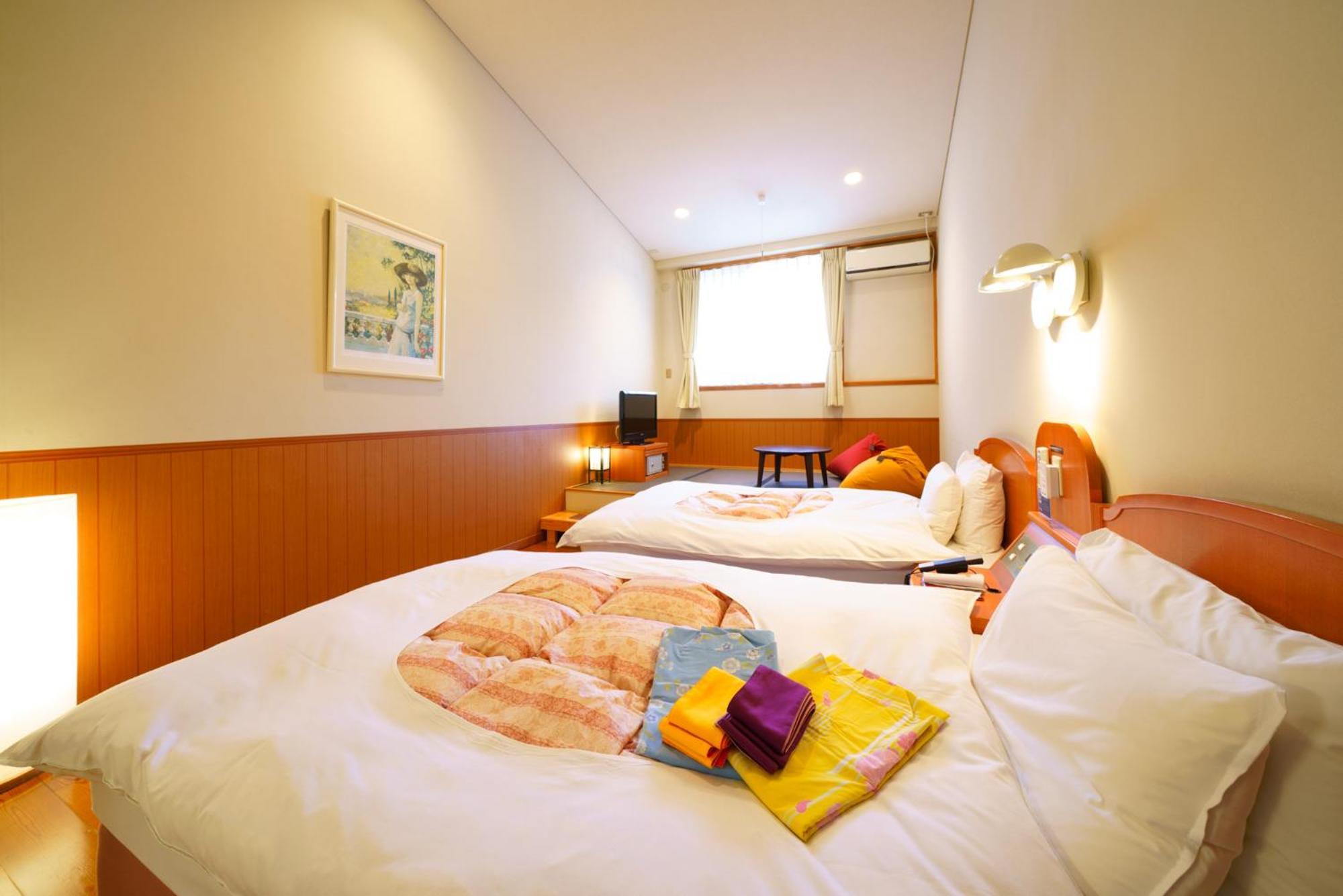 Yawaragi-No-Sato Yadoya Hotel Yufu Room photo